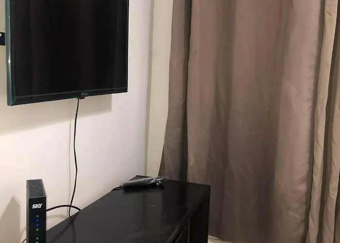 Apartment Birch Tower A1 Front Of Robinsonmla Rizal Park Manila