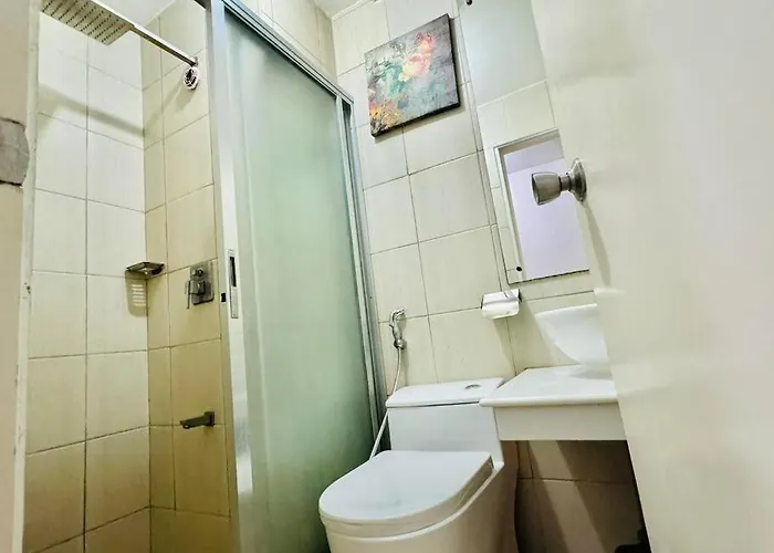 Birch Tower A1 Front Of Robinsonmla Rizal Park * Manila